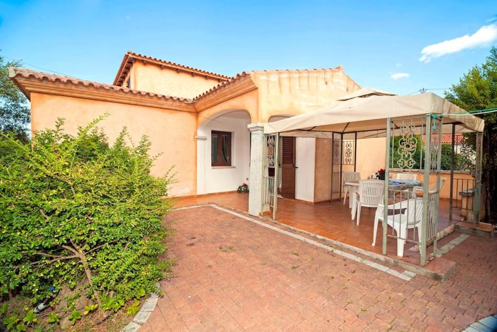 Residence Lu Soli Budoni Affitti Exterior photo